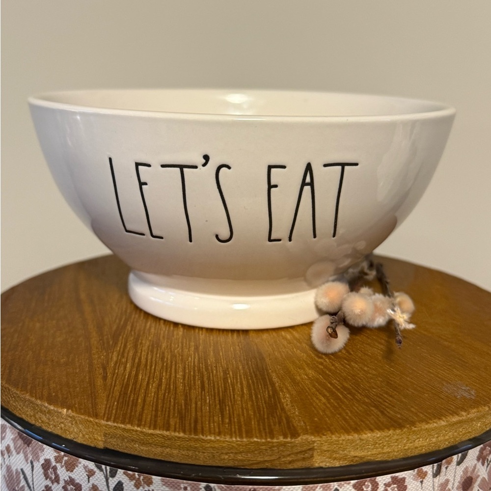 🍨 Rae Dunn ‘Let’s Eat’ Bowl NWT